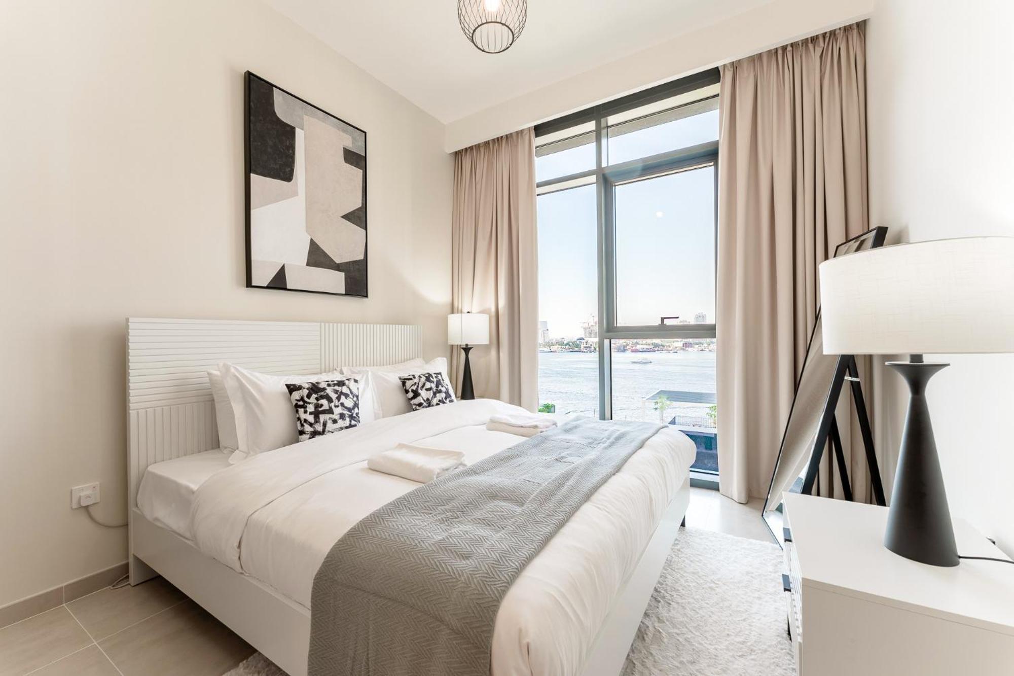 Bright 2br With Pool & Creek Views * Dubai
