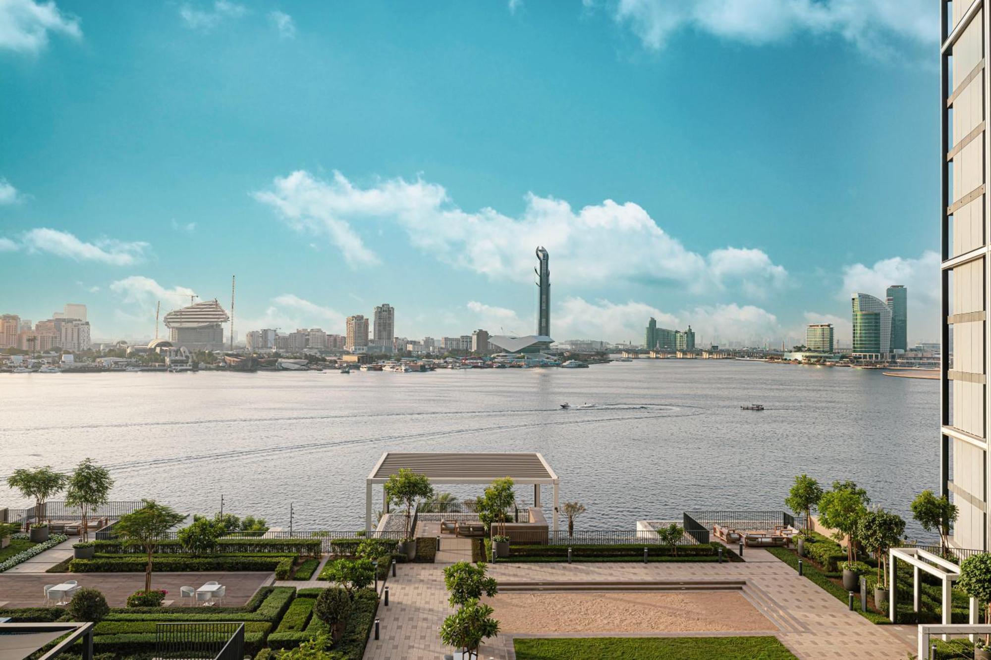 Bright 2br With Pool & Creek Views Dubai
