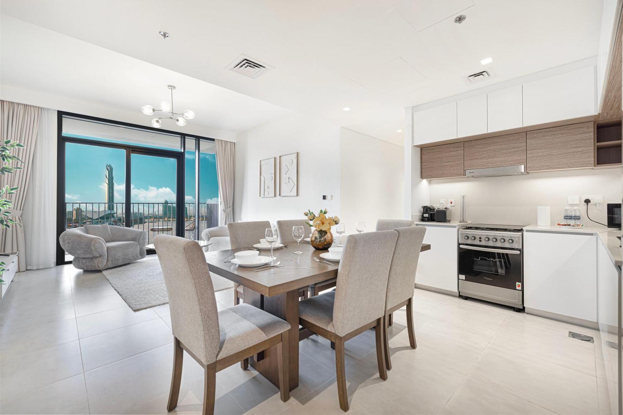 Apartment Bright 2br With Pool & Creek Views Dubai